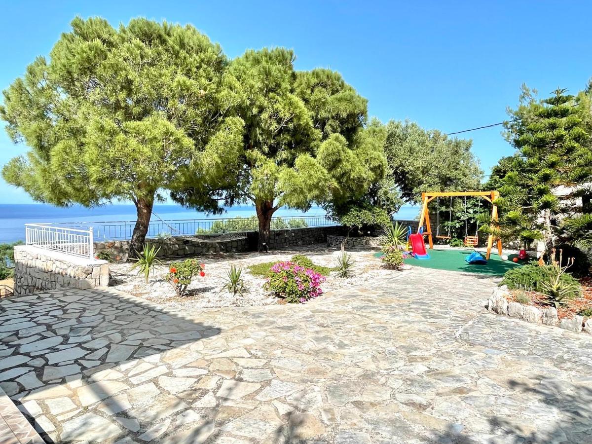 Villa Meganisi Агиос Николаос Екстериор снимка
